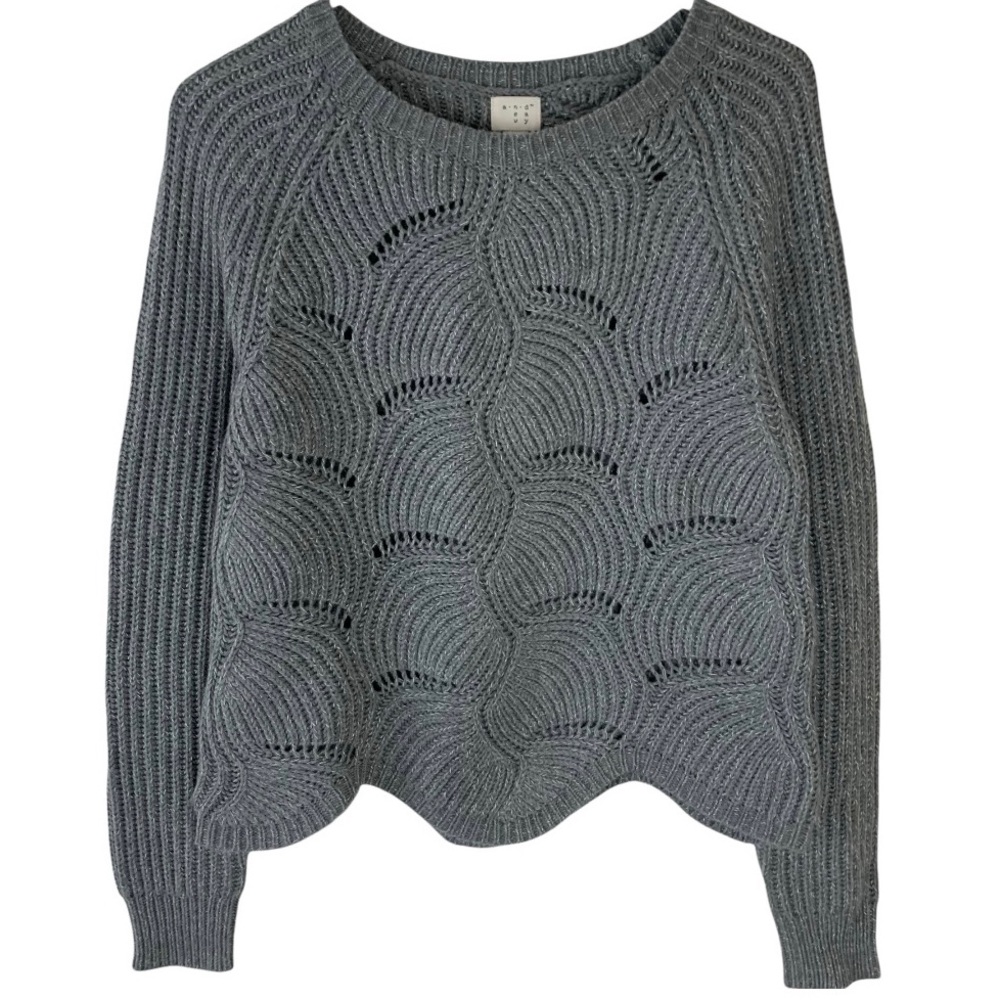a new day gray scalloped knit sweater long sleeves Size Small
